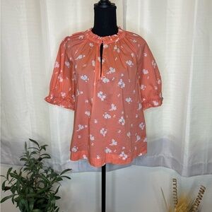 Gap Short Sleeve Keyhole Neckline Top Peach Floral Medium